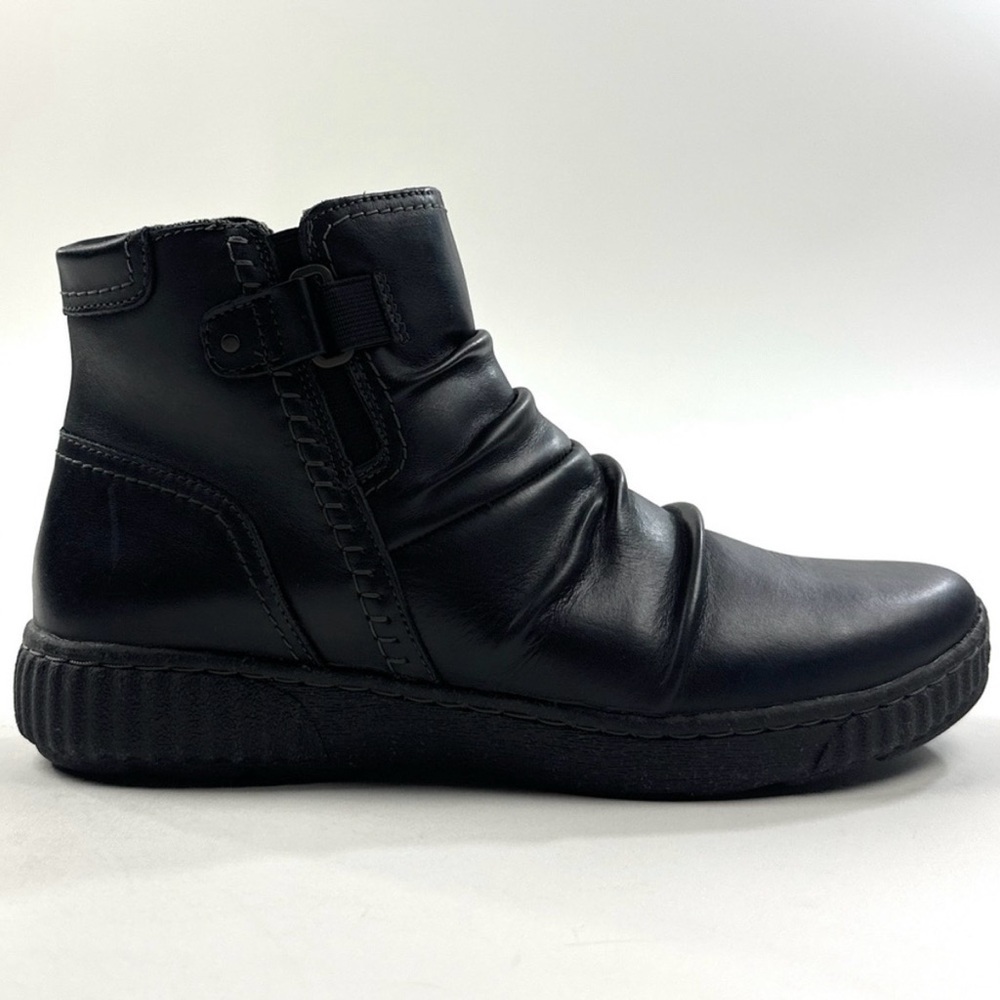 Clarks Caroline Orchid Black Leather Womens 9.5 Boots Zipper Comfort 26170655